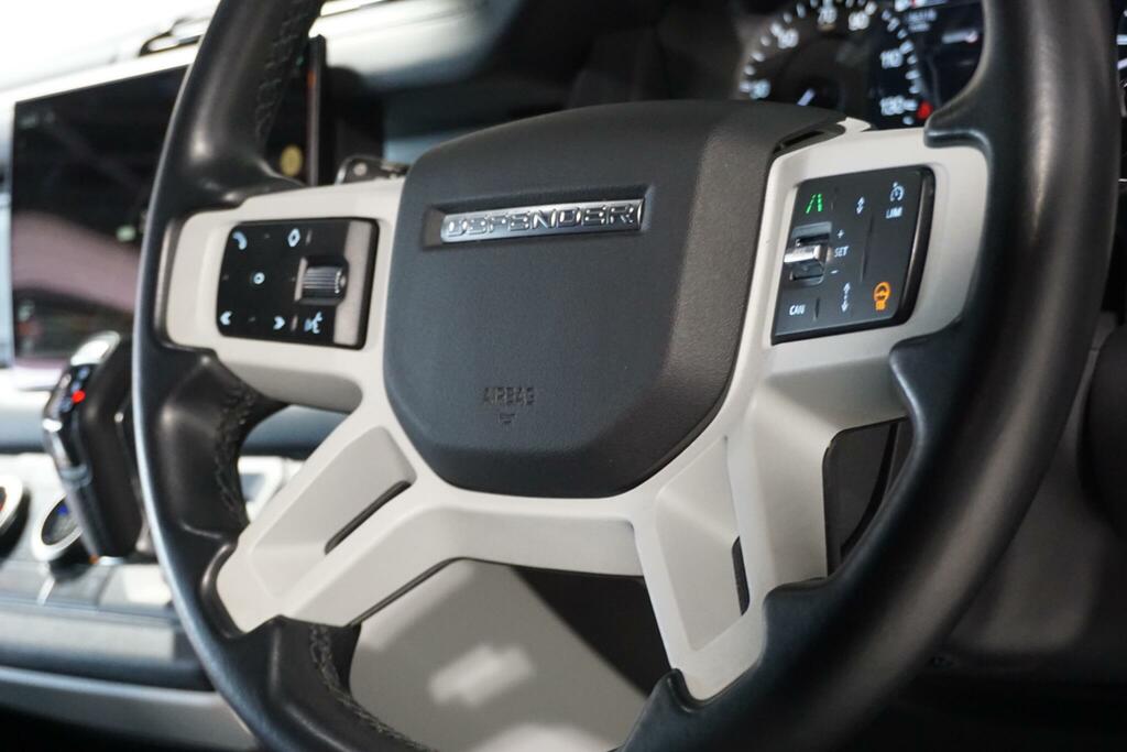 Land Rover Defender 110 3.0 D300 X-dynamic Hse 110 7 Seat Silver #45