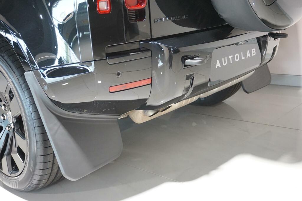 Land Rover Defender 110 3.0 D300 X-dynamic Hse 110 7 Seat Silver #55