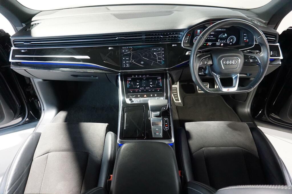 Audi Q8 3.0 Tdi V6 Black #6