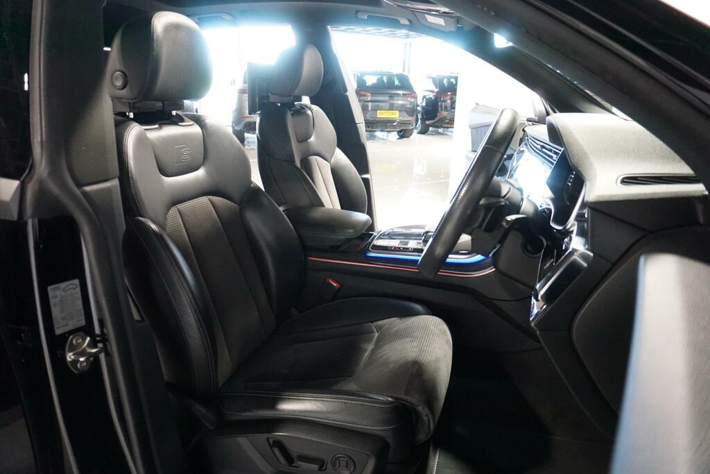Audi Q8 3 L Vorsprung 55 Tfsi Mhev Quattro A 4Wd  #9