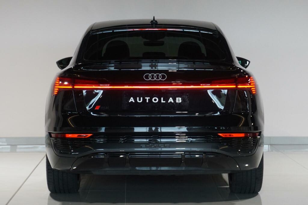Audi Q8 e tron 50 S Line Black #5