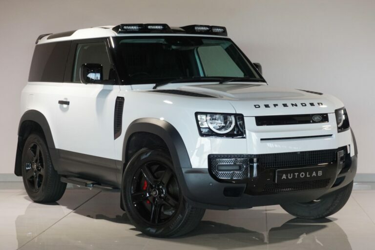 Land Rover Defender 90 3.0 D250 Mhev White