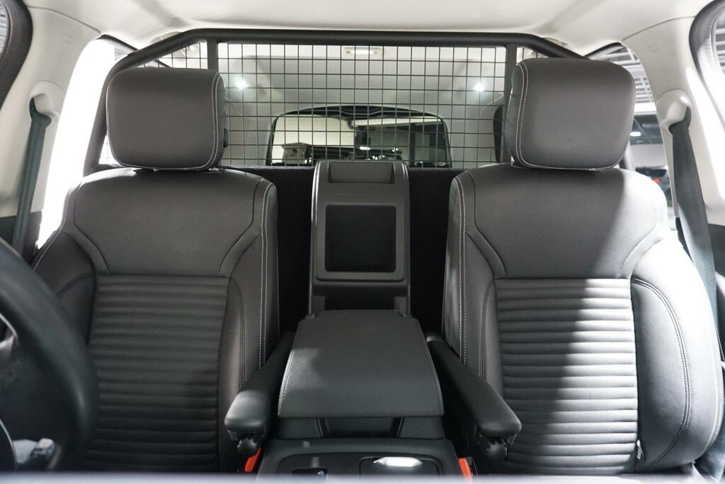 Land Rover Discovery 3 .0 D300 Mhev Grey #6