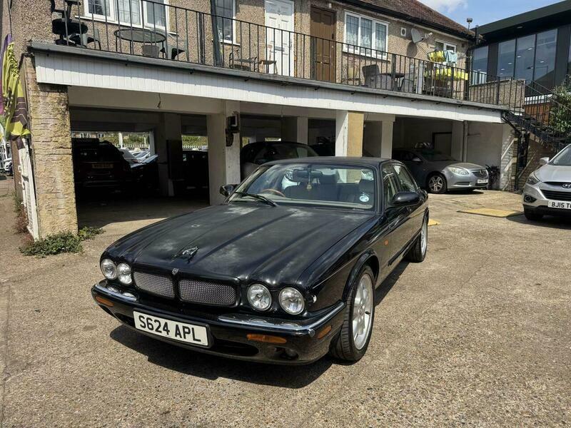 Jaguar XJ 4.0 V8 Black #3