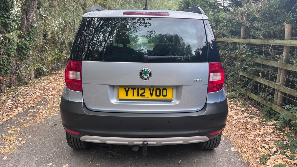 Skoda Yeti Skoda Yeti 1.2 Tsi Elegance Suv Dsg Eur Red #27