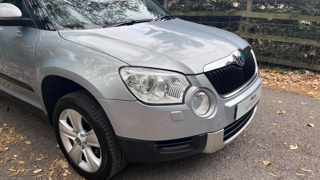 Skoda Yeti Skoda Yeti 1.2 Tsi Elegance Suv Dsg Eur Red #15