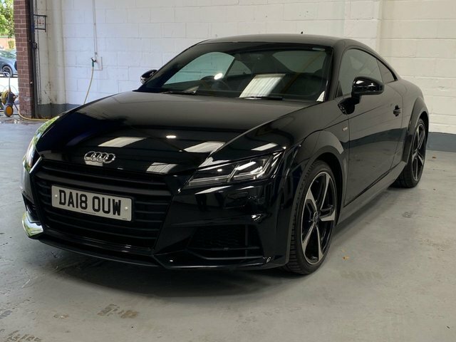 Audi TT 2018 1.8 Tfsi Black Edition Coupe Manua Black #4