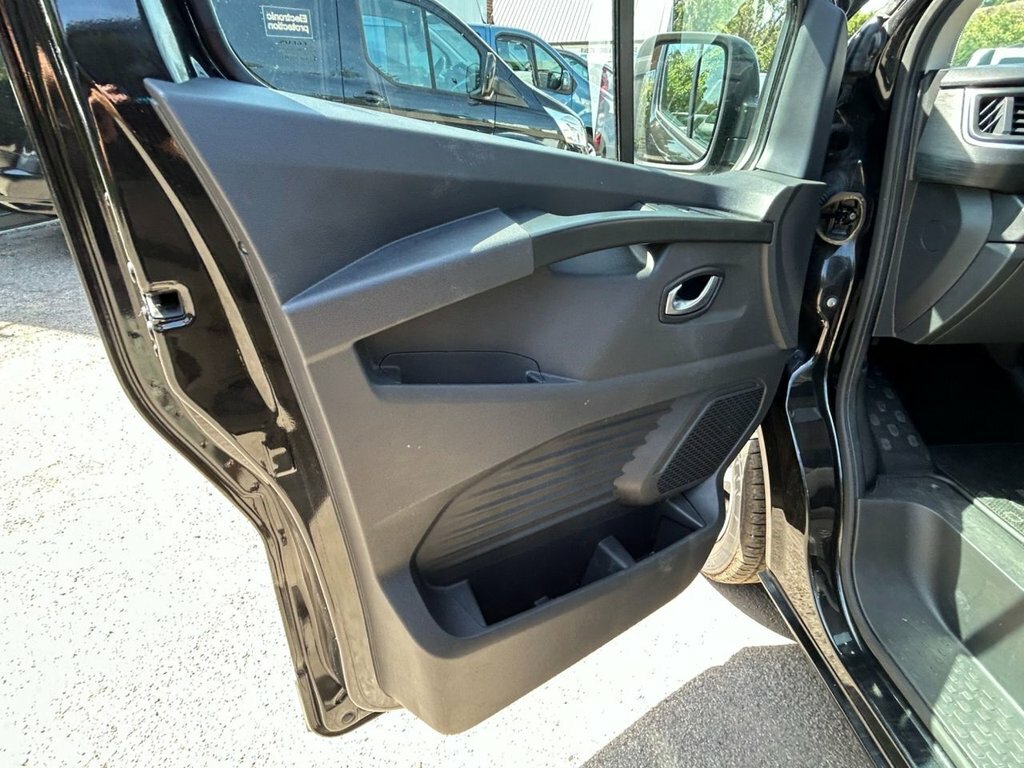 Renault Trafic 2.0 Dci Blue Sl28 Business L1 H1 Euro 6 Ss Grey #18