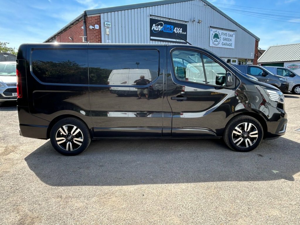 Renault Trafic 2.0 Dci Blue Sl28 Sport Panel Van Manu  #6