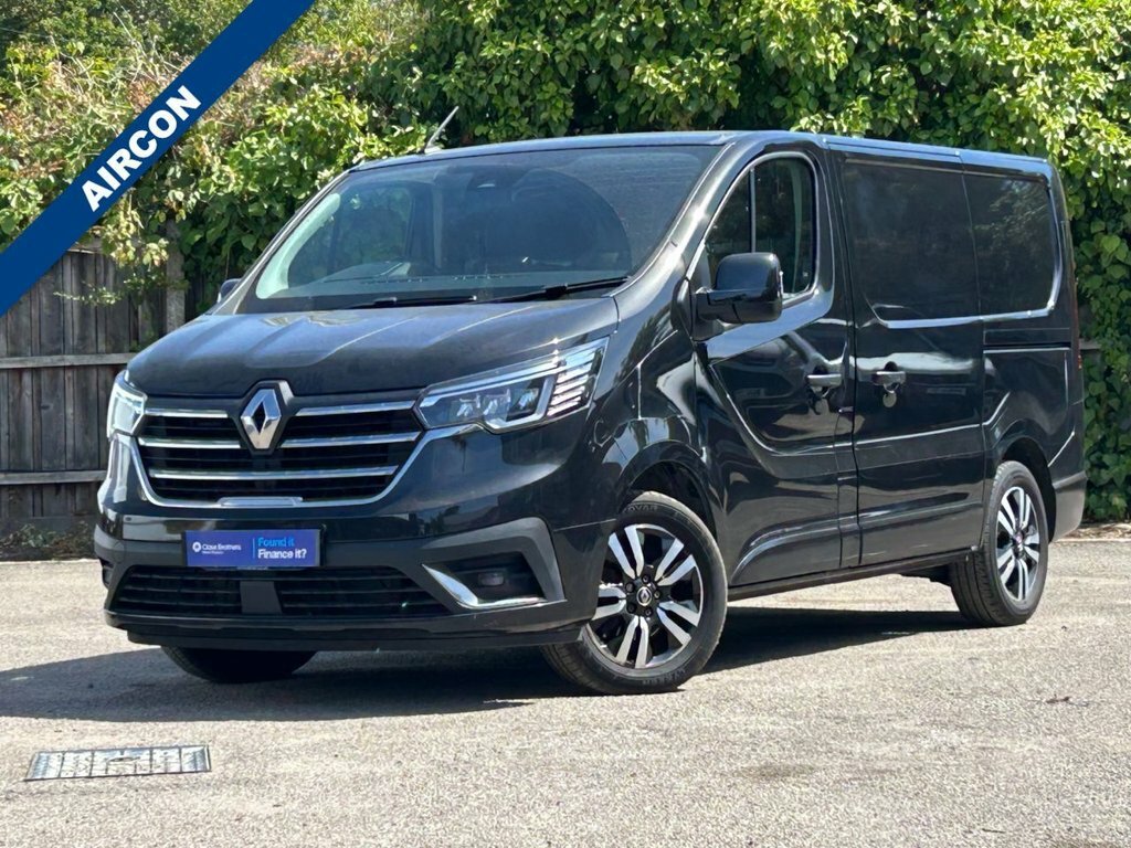 Renault Trafic 2.0 Dci Blue Sl28 Sport Panel Van Manu 