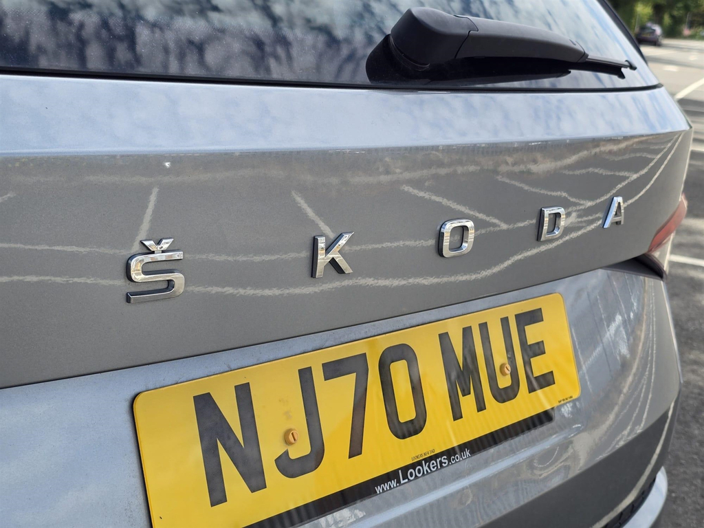 Skoda Kodiaq  White #89