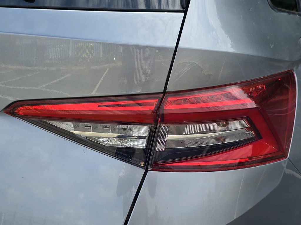 Skoda Kodiaq  White #78