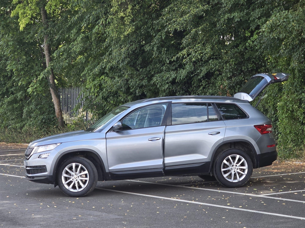 Skoda Kodiaq  White #24
