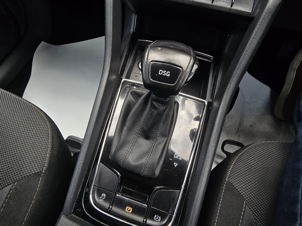 Skoda Kodiaq  White #34