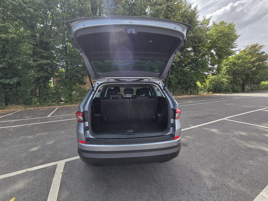 Skoda Kodiaq  White #68