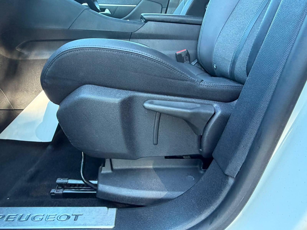 Peugeot 3008 1.2 Puretech Active Premium Blue #60