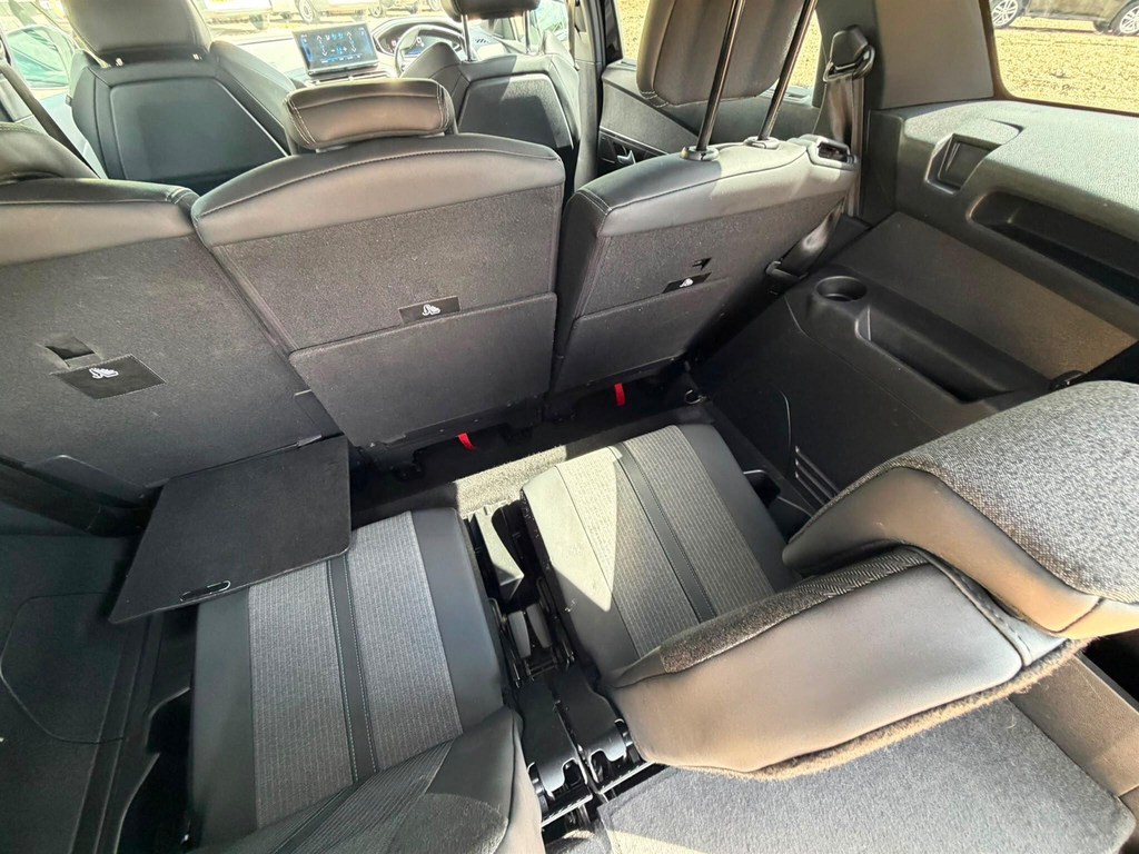Peugeot 5008 1.2 Puretech Allure Eat8 White #22
