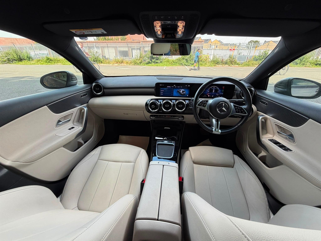 Mercedes-Benz A Class 1.3 H Mhev Sport Executive 7G-dct Euro 6 Ss 5  #3
