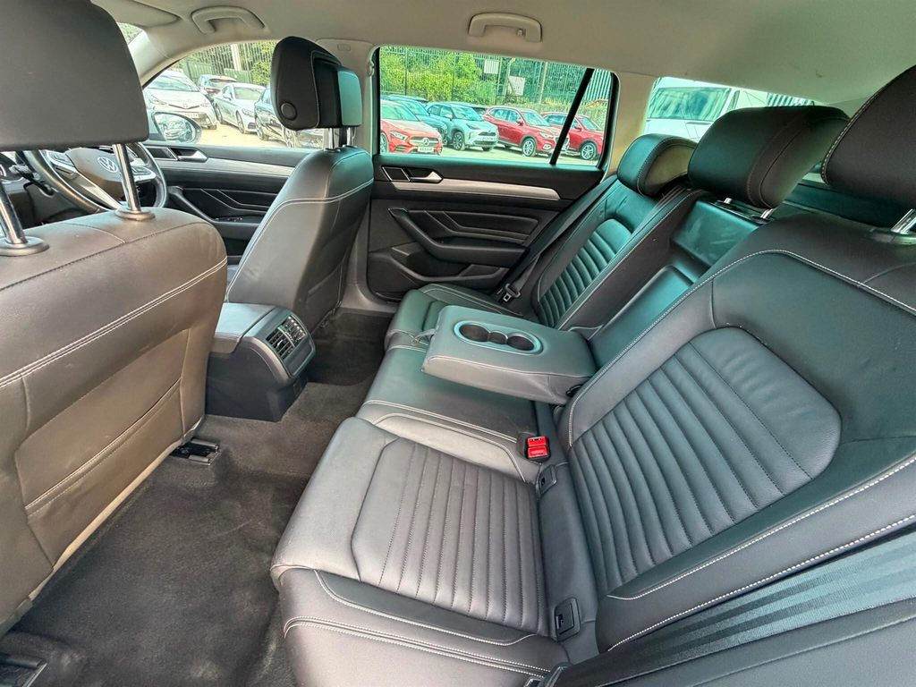 Volkswagen Passat 1.4 Tsi 13Kwh Gte Estate Plug-in Hybrid Grey #21