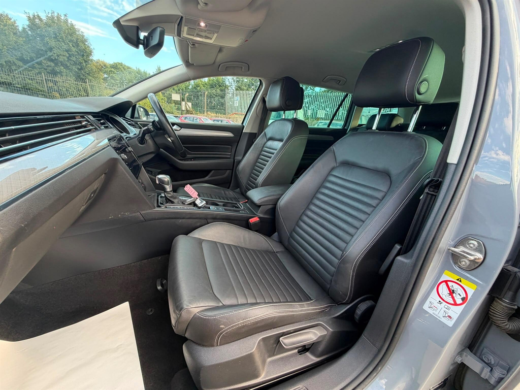 Volkswagen Passat 1.4 Tsi 13Kwh Gte Estate Plug-in Hybrid Grey #45