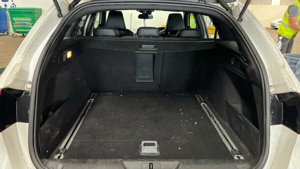 Peugeot 308 SW Gt Line Red #10
