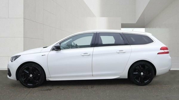 Peugeot 308 SW Bluehdi Gt Estate White #6