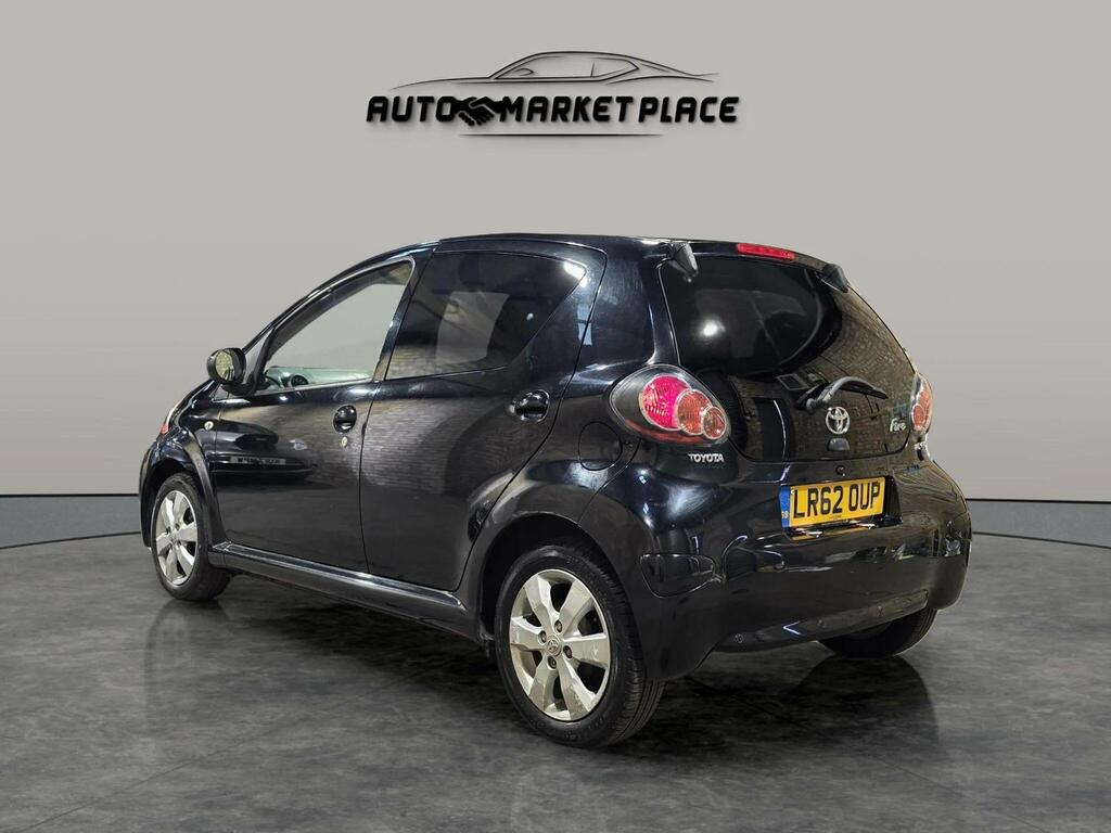 Toyota Aygo Fire Black #4