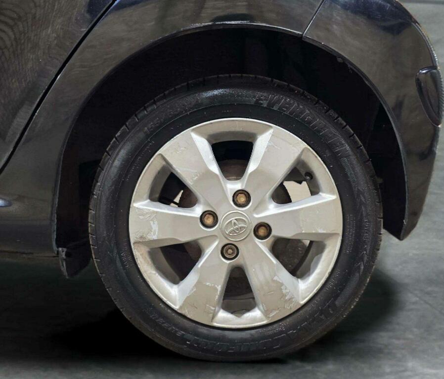 Toyota Aygo Vvt-i Fire Black #26