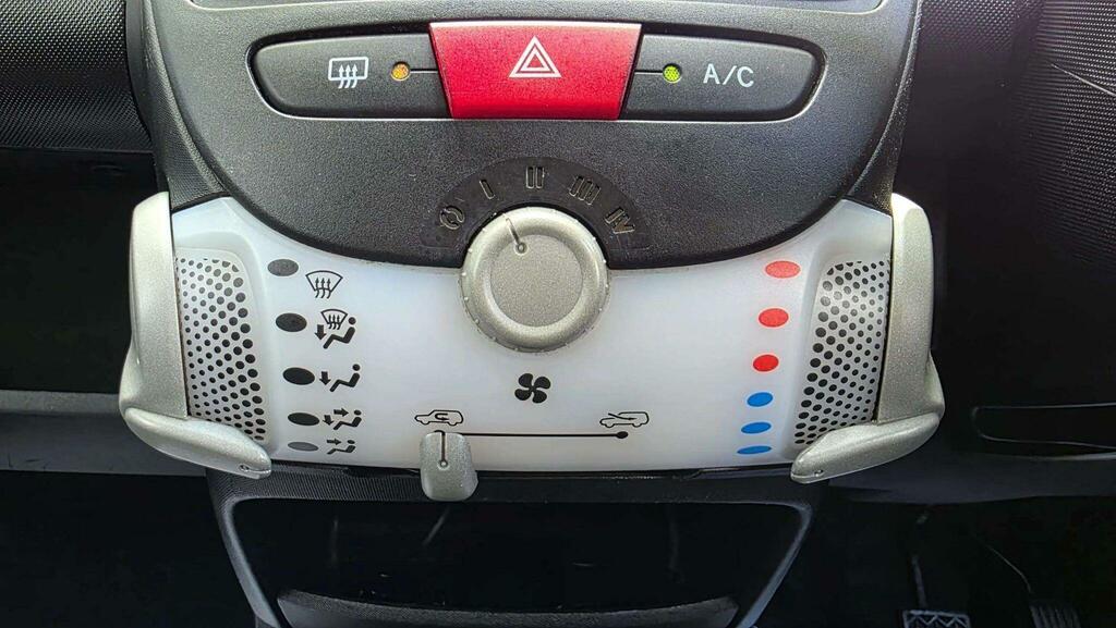 Toyota Aygo Vvt-i Fire Black #20