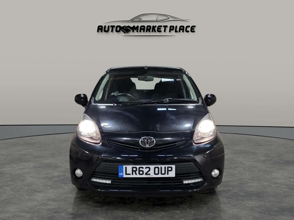 Toyota Aygo Fire Black #2