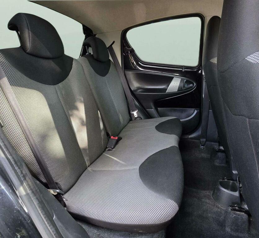 Toyota Aygo Vvt-i Fire Black #16