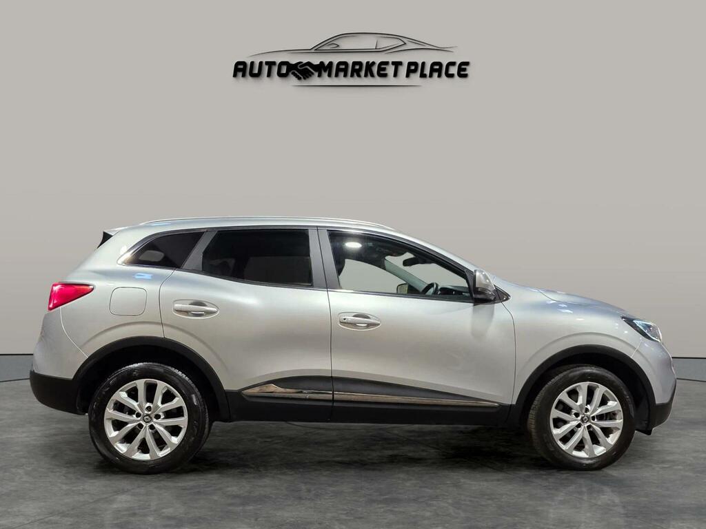 Renault Kadjar 1.5 Dci Signature Nav - Suv 5 Seats Red #10
