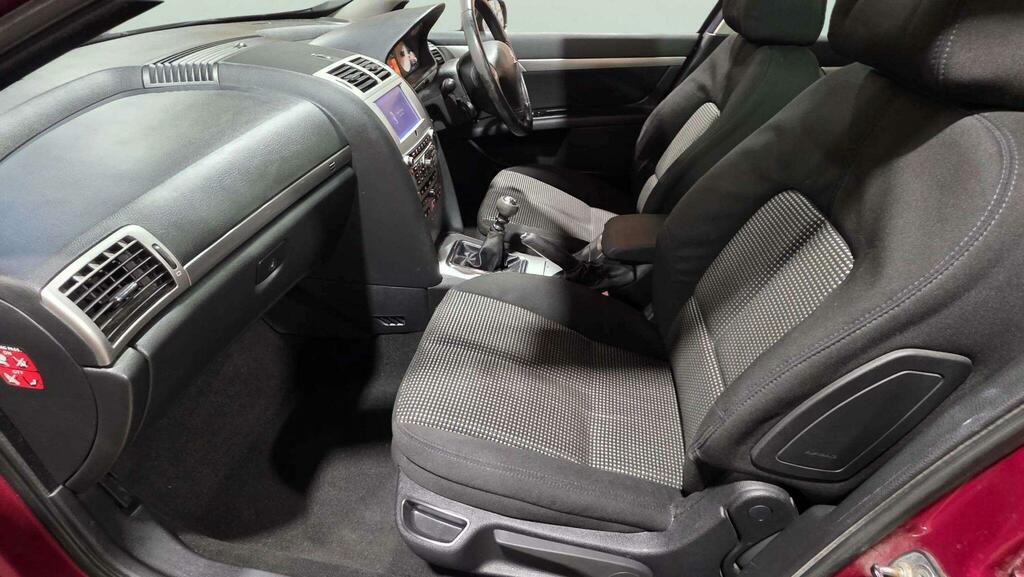 Peugeot 407 SW 2L Se Black #32
