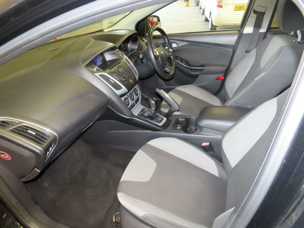 Ford Focus Titanium 5-Door Just 53K 1 Owner From New 12 Servi Blue #10