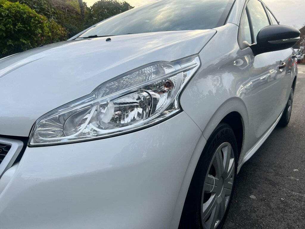 Peugeot 208 1.0 Vti Puretech Access Euro 5 White #4