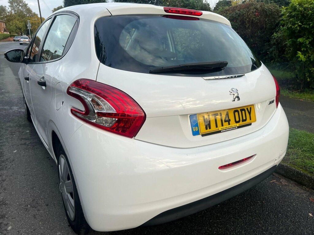 Peugeot 208 1.0 Vti Puretech Access Euro 5 White #6