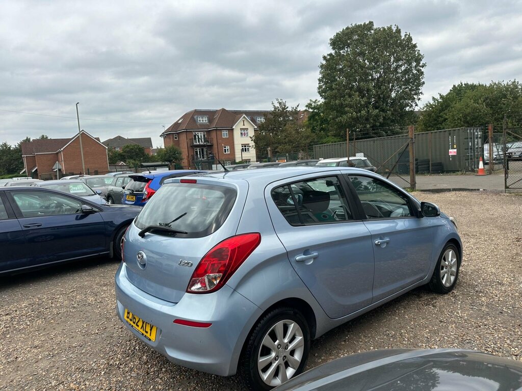 Hyundai I20 1.2 Classic Euro 5 Silver #18