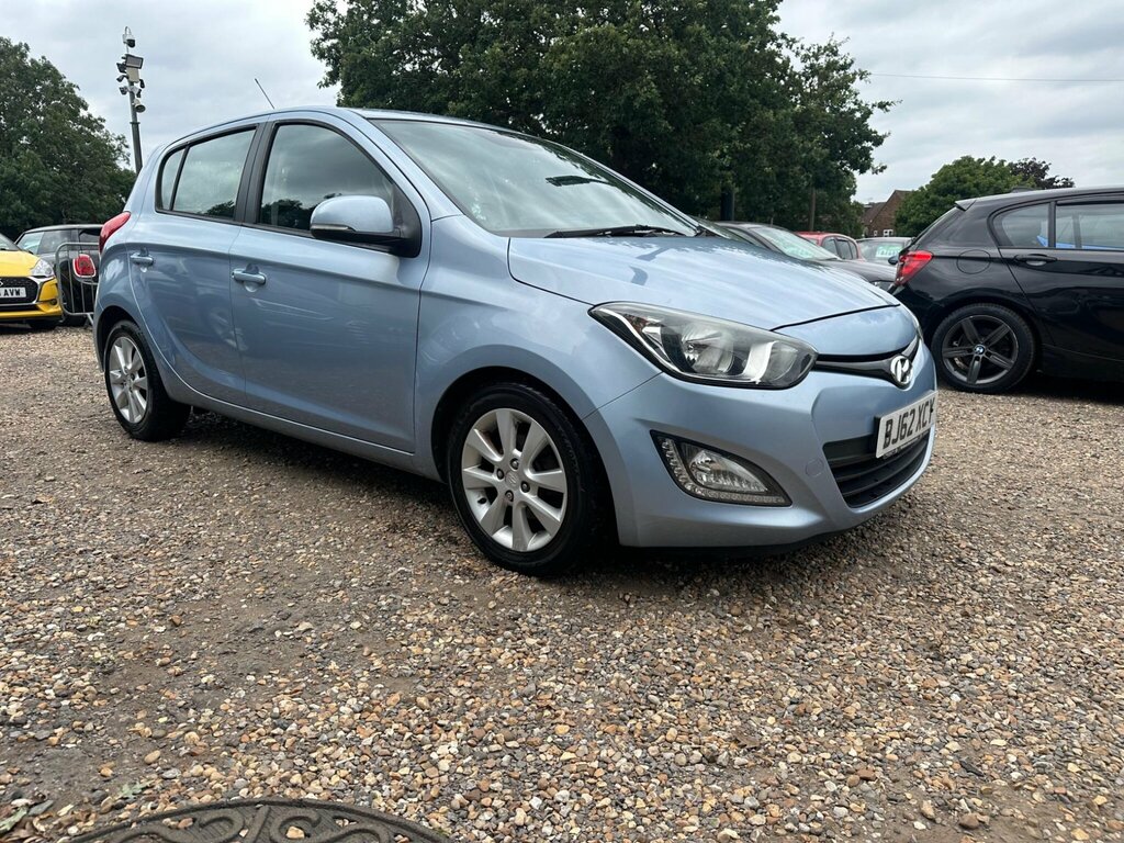Hyundai I20 1.2 Classic Euro 5 Silver #9