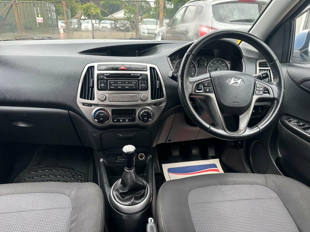 Hyundai I20 1.2 Classic Euro 5 Silver #23