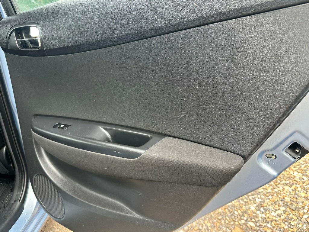 Hyundai I20 1.2 Classic Euro 5 Silver #28