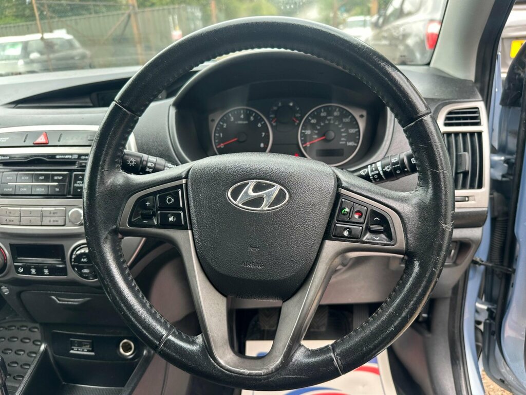 Hyundai I20 1.2 Classic Euro 5 Silver #53