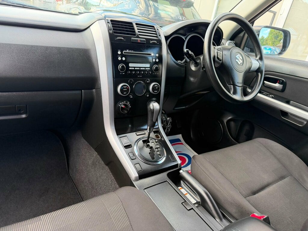 Suzuki Grand Vitara Grand Vitara Sz4 Beige #41