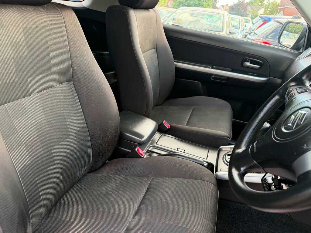 Suzuki Grand Vitara Grand Vitara Sz4 Beige #32
