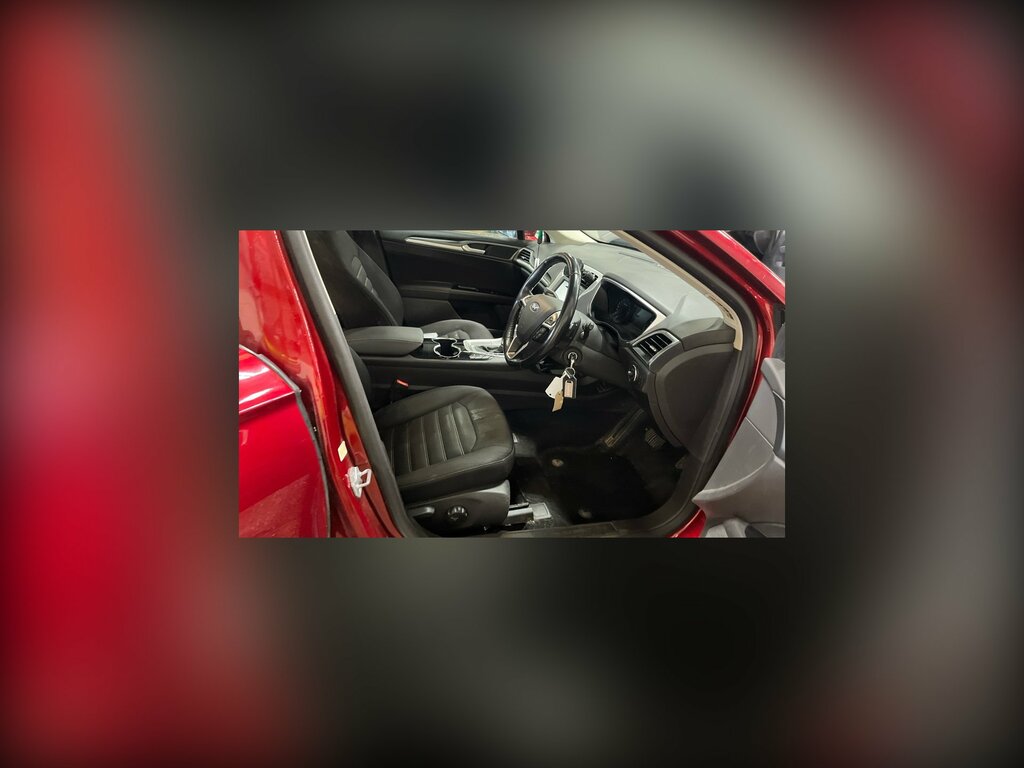 Ford Mondeo 1.5T Ecoboost Zetec Hatchback Euro Red