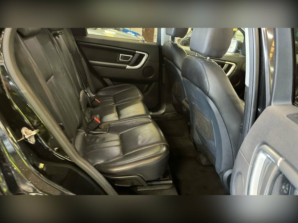 Land Rover Discovery Sport Hse White #7