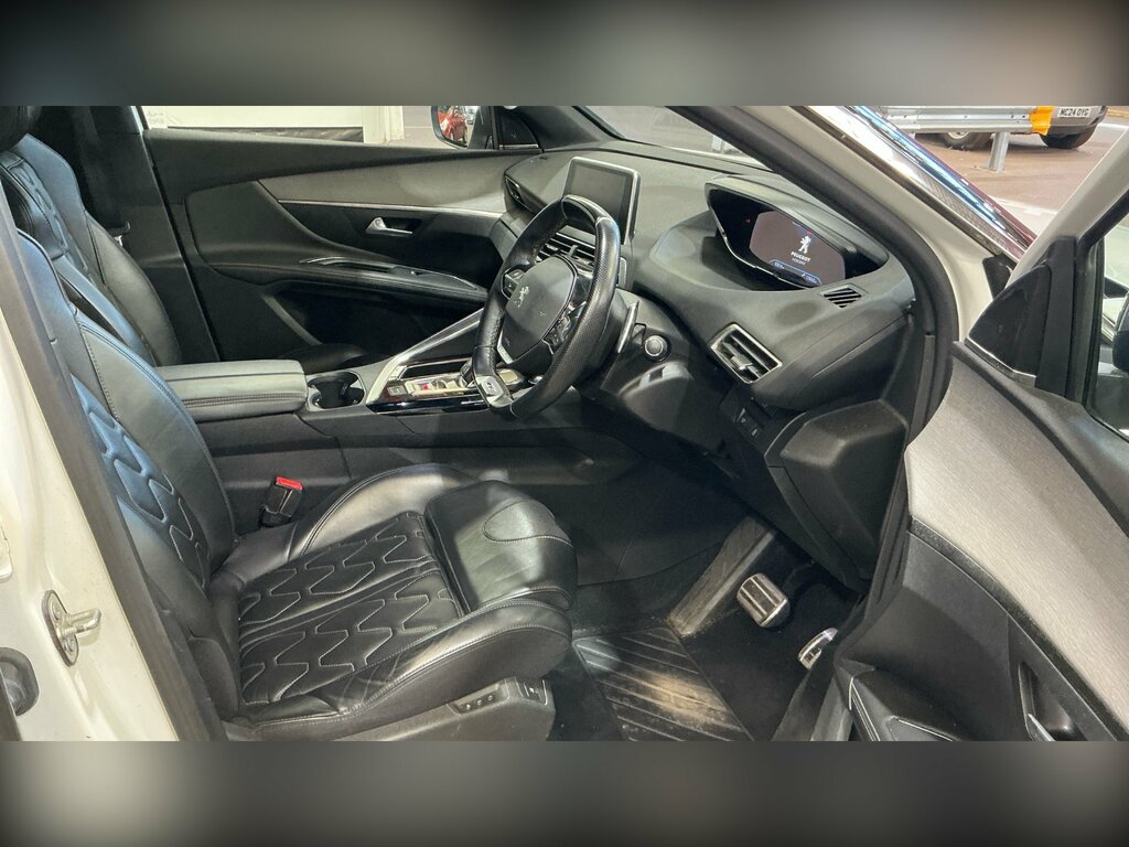 Peugeot 5008 2.0 Bluehdi Gt Suv Eat 6Spd Euro 6 White #4