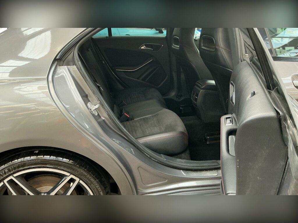 Mercedes-Benz CLA Class 200 Sport 2.1D Coupe Amg Style Local Ni Car #7