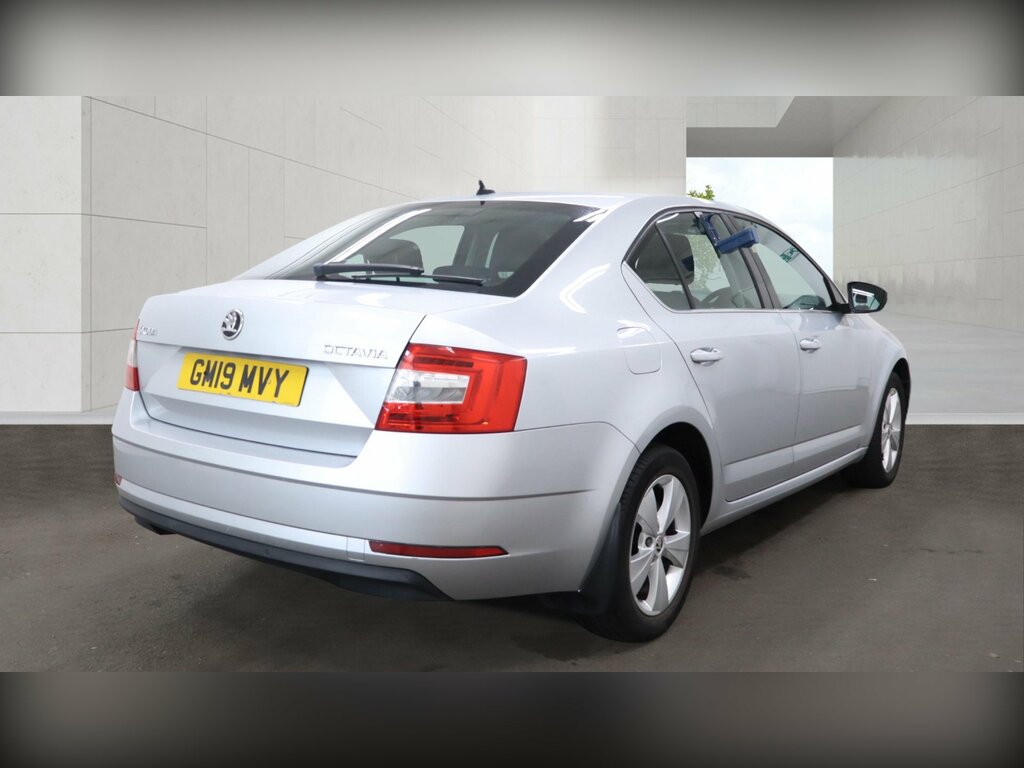 Skoda Octavia 1.0 Tsi Gpf Se Technology Hatchback Dsg Silver #6
