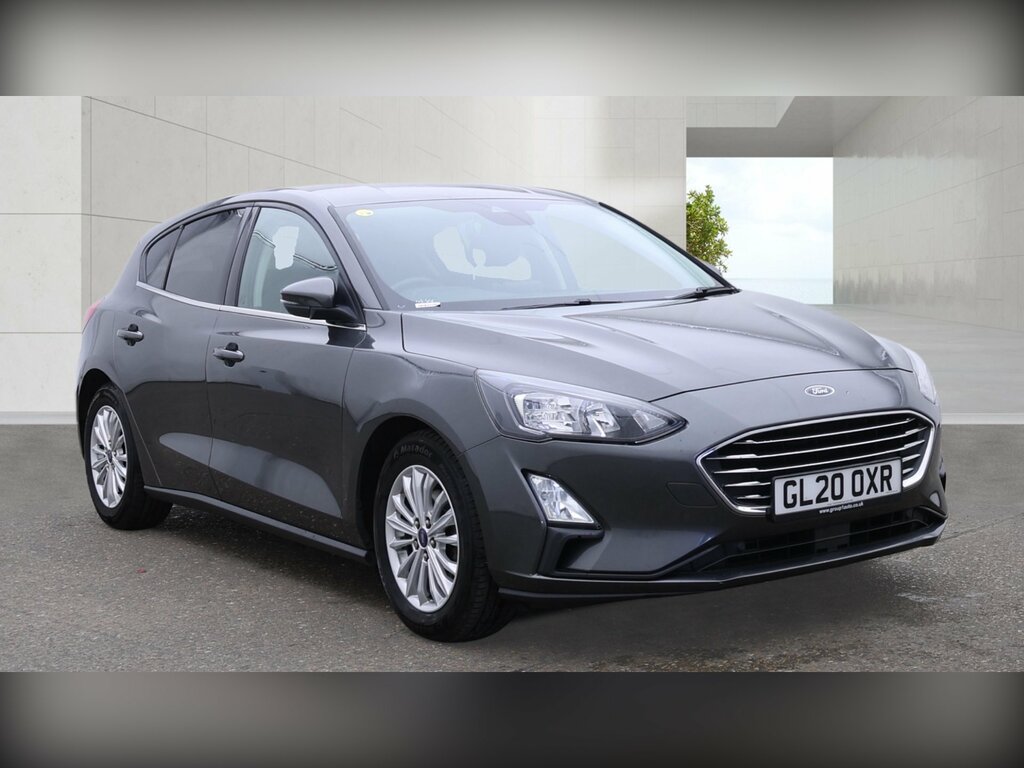 Ford Focus 1.0T Ecoboost Titanium Hatchback Grey