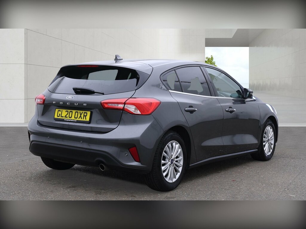 Ford Focus 1.0T Ecoboost Titanium Hatchback Grey #6
